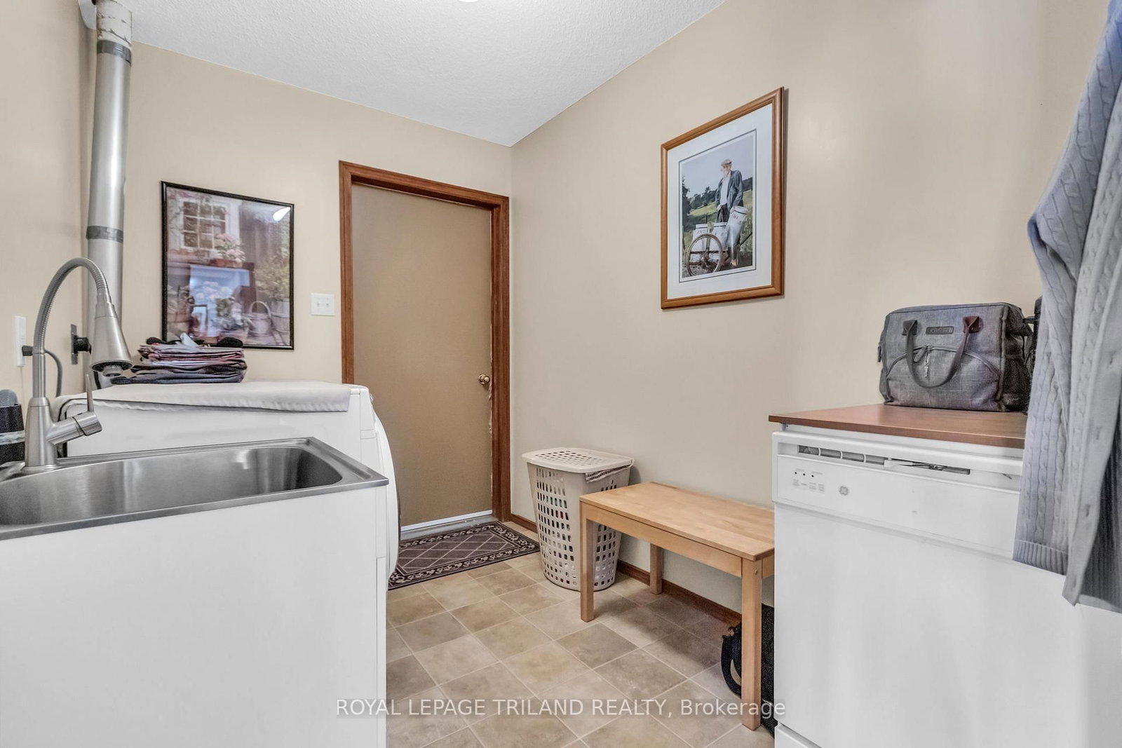 5257 Cliff Road • Lambton Shores, ON photo 28