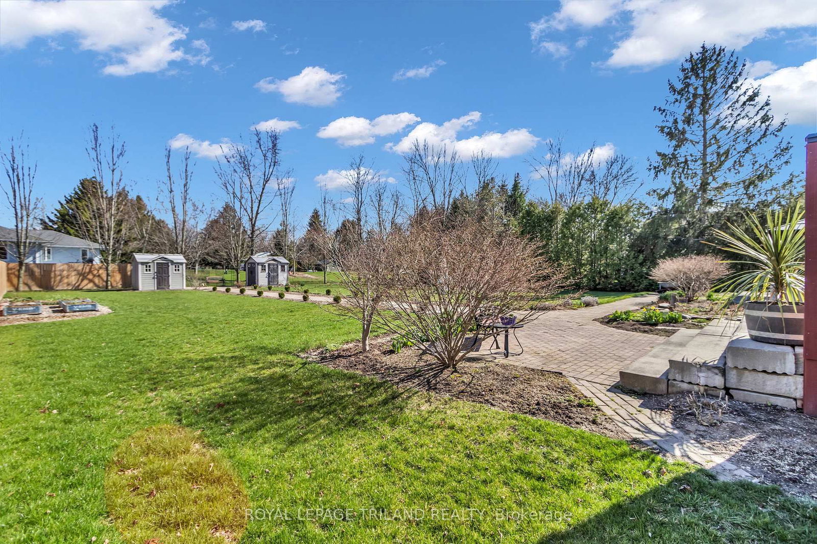 5257 Cliff Road • Lambton Shores, ON photo 37