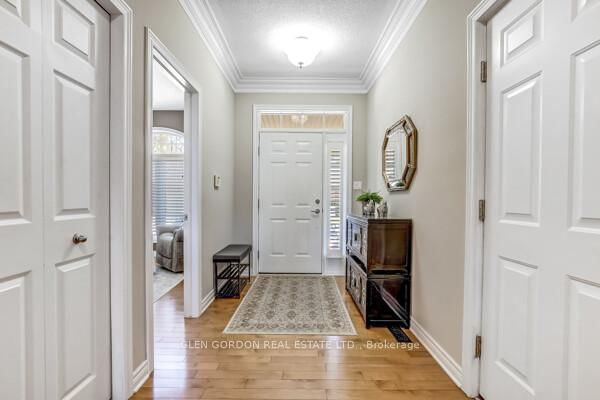 5 - 417 Hyde Park Road