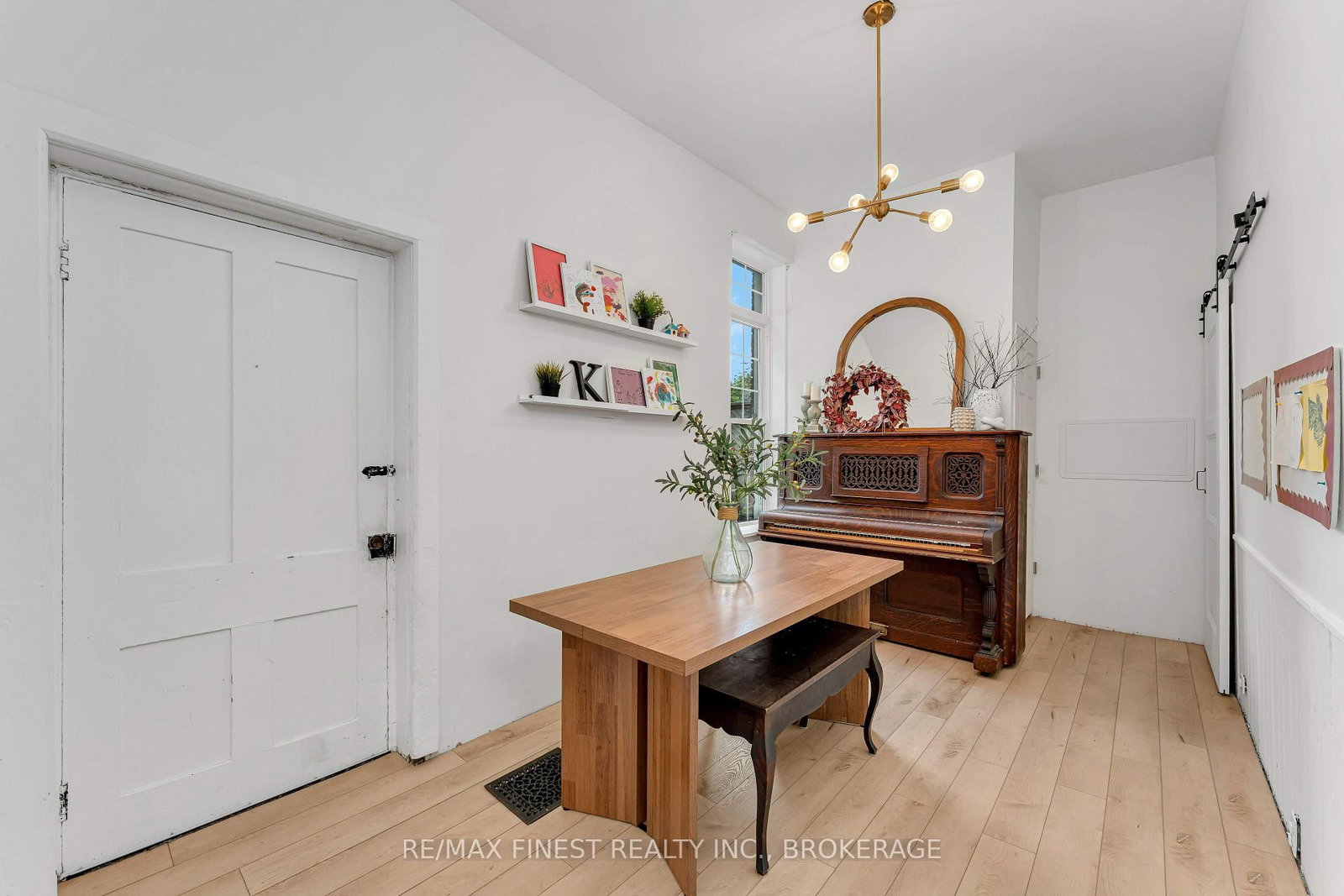 136 Robert Street • Napanee, ON photo 19