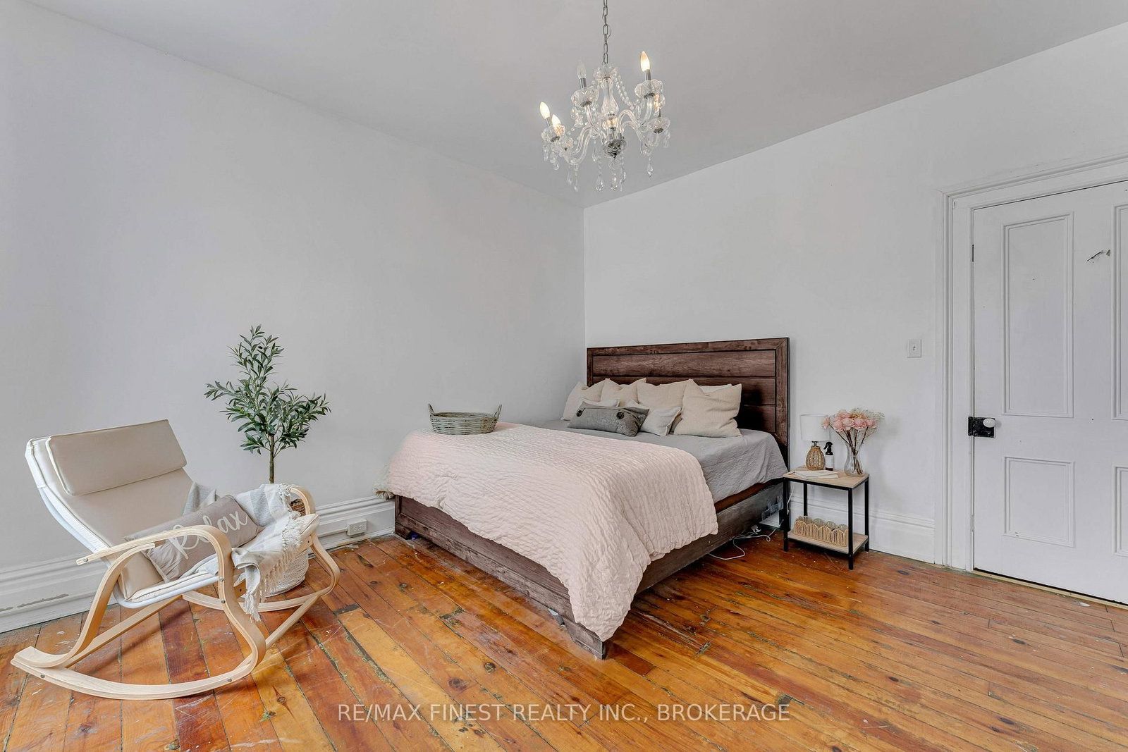 136 Robert Street • Napanee, ON photo 27