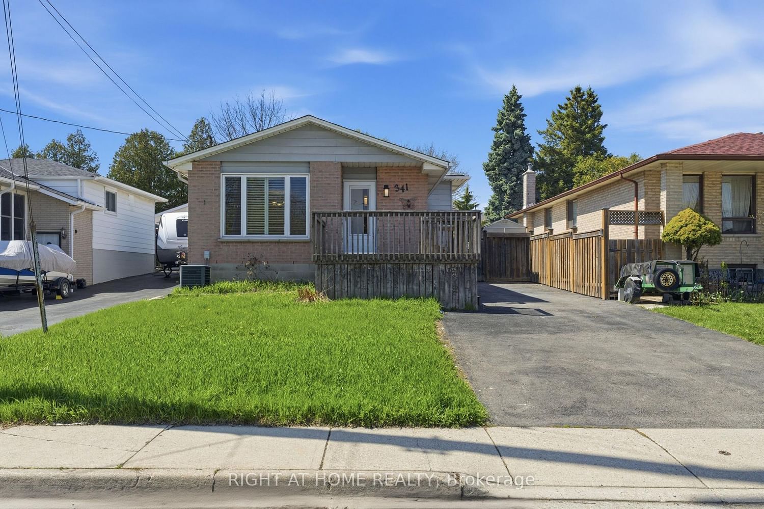 341 Rexford Drive • Hamilton, ON photo 1