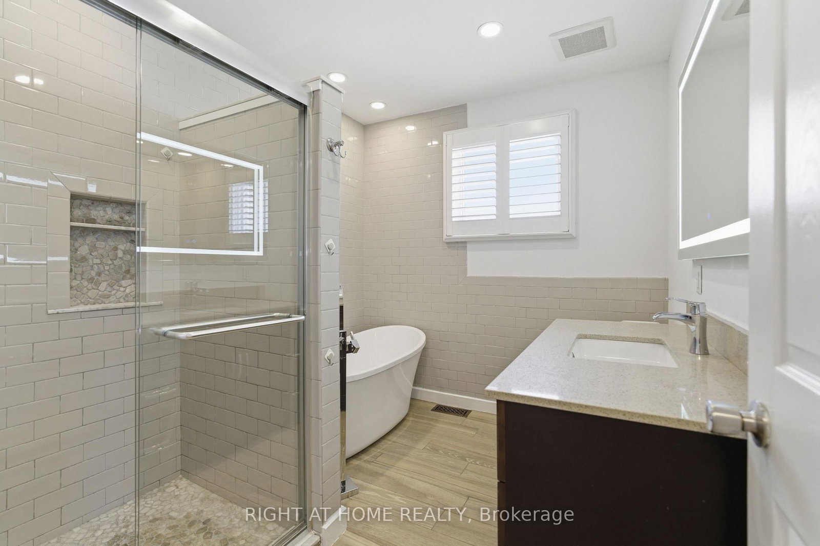 341 Rexford Drive • Hamilton, ON photo 26