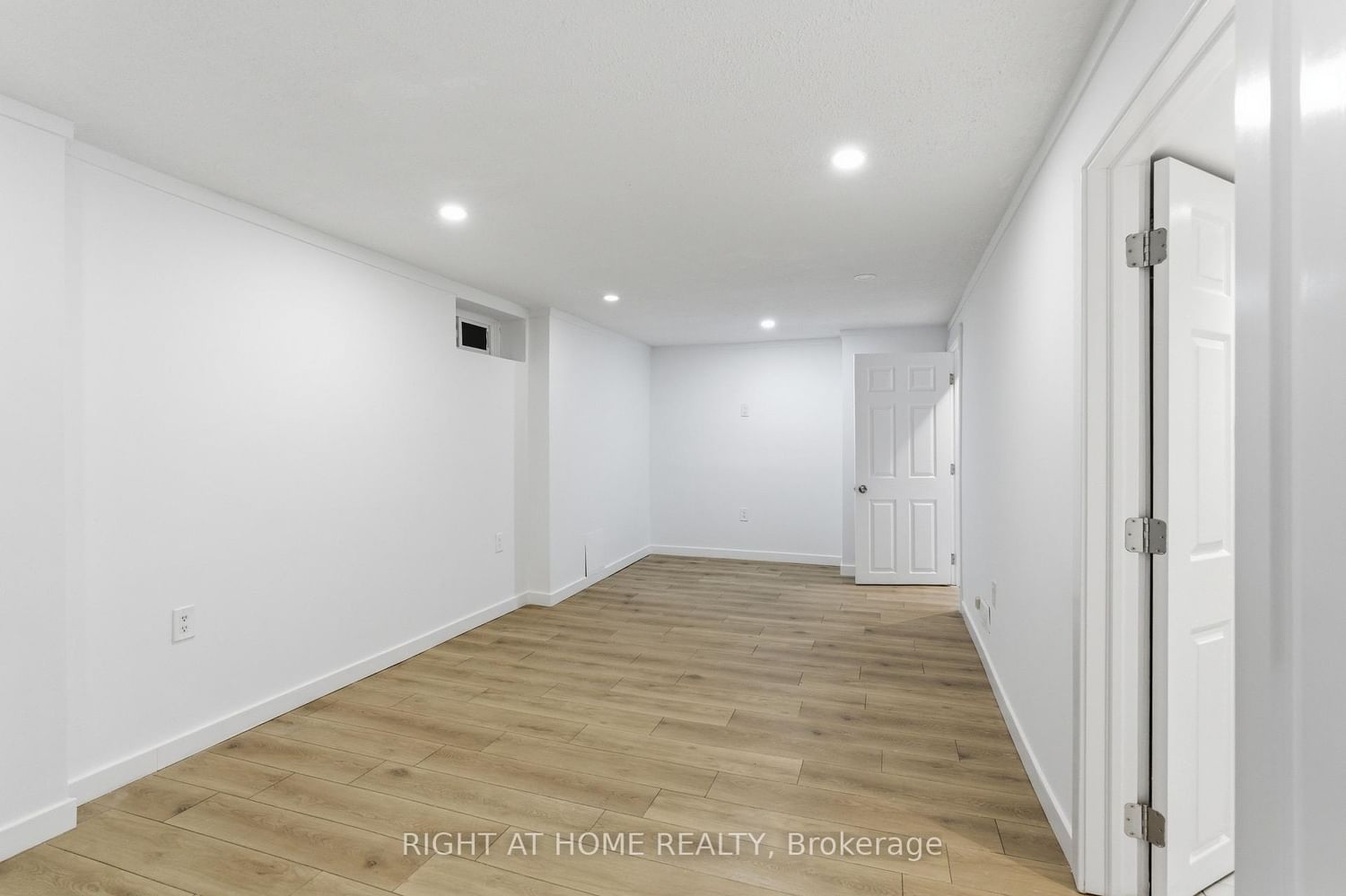341 Rexford Drive • Hamilton, ON photo 35