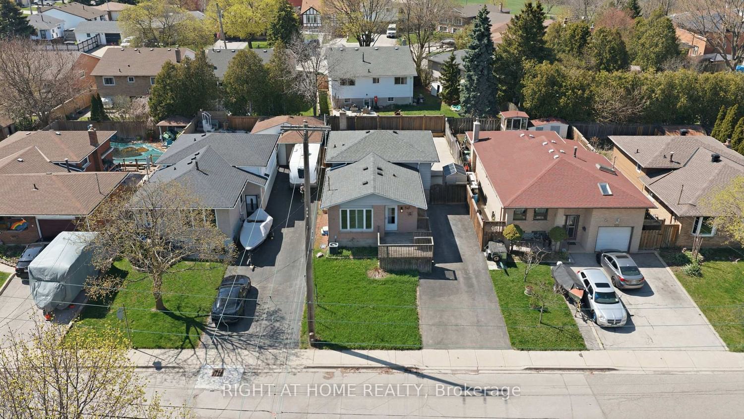 341 Rexford Drive • Hamilton, ON photo 48