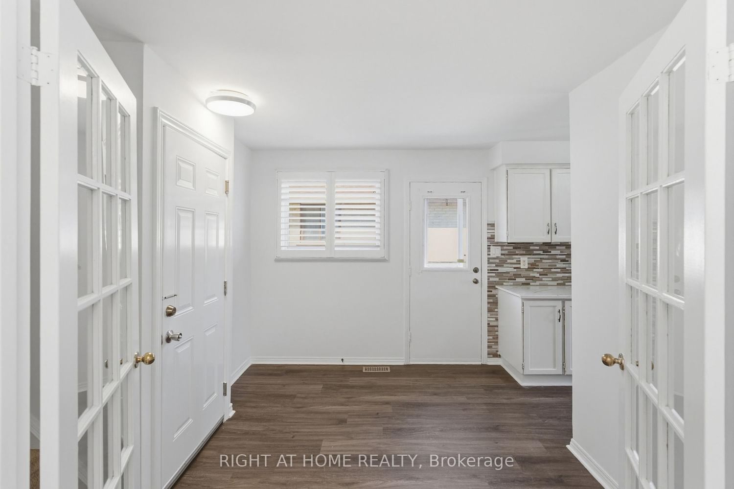 341 Rexford Drive • Hamilton, ON photo 5