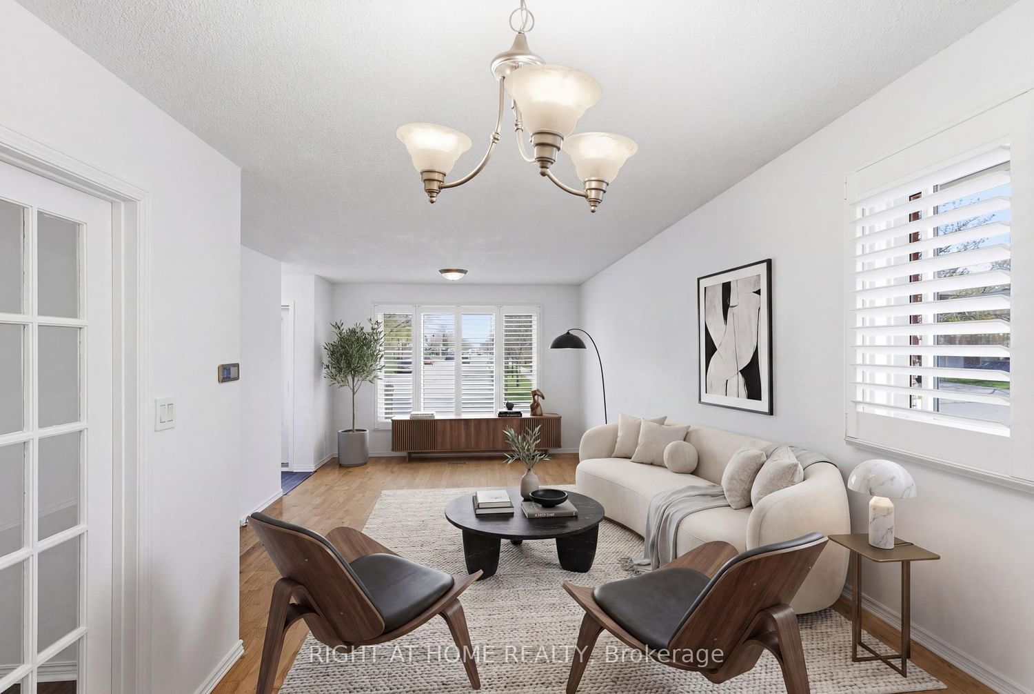 341 Rexford Drive • Hamilton, ON photo 6
