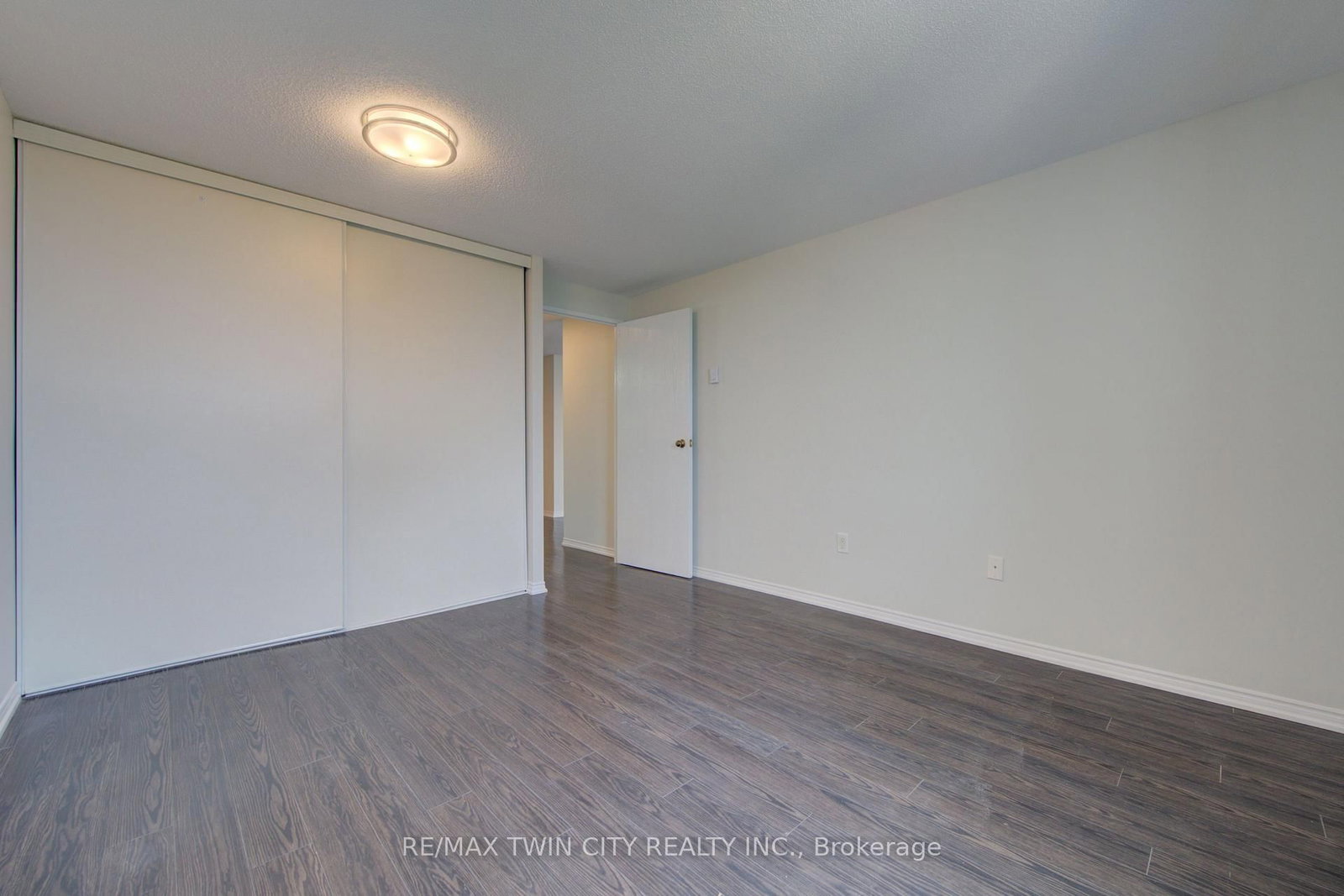 55 Green Valley Drive • #608 • Kitchener, ON photo 20