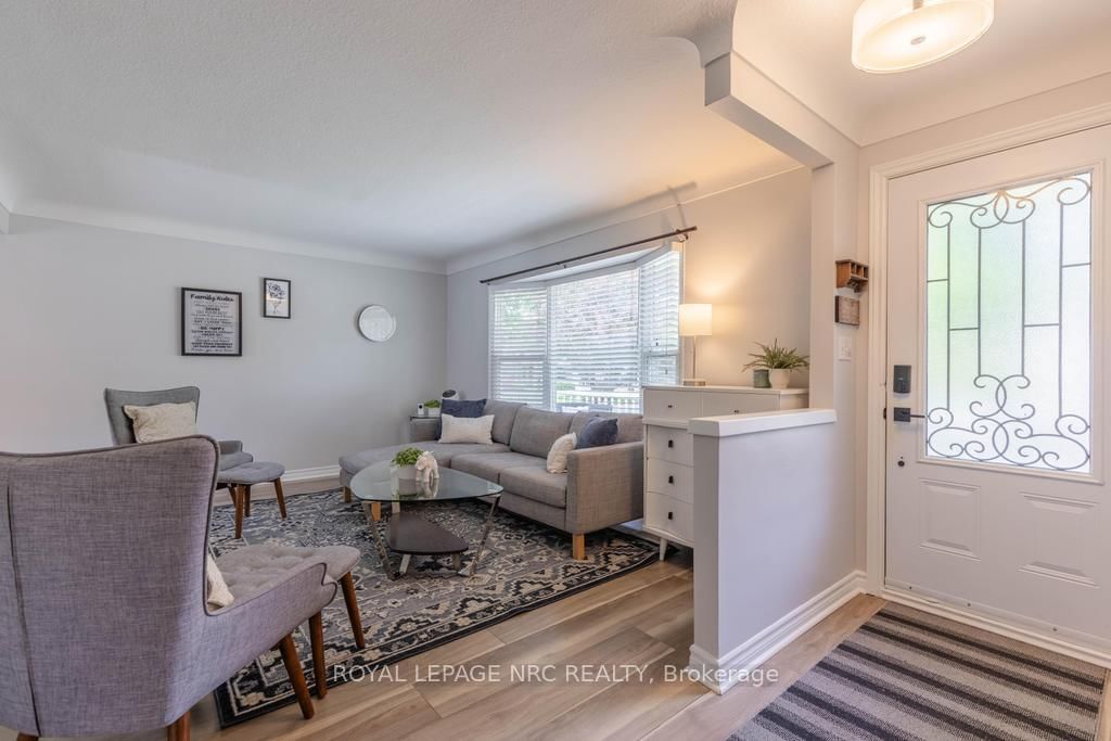 2 Kimberdale Court • St. Catharines, ON photo 6