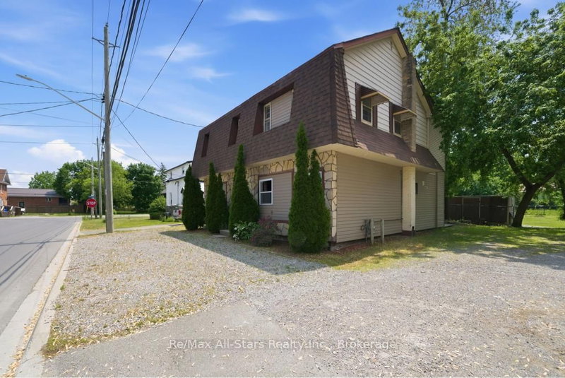 103 Durham Street W