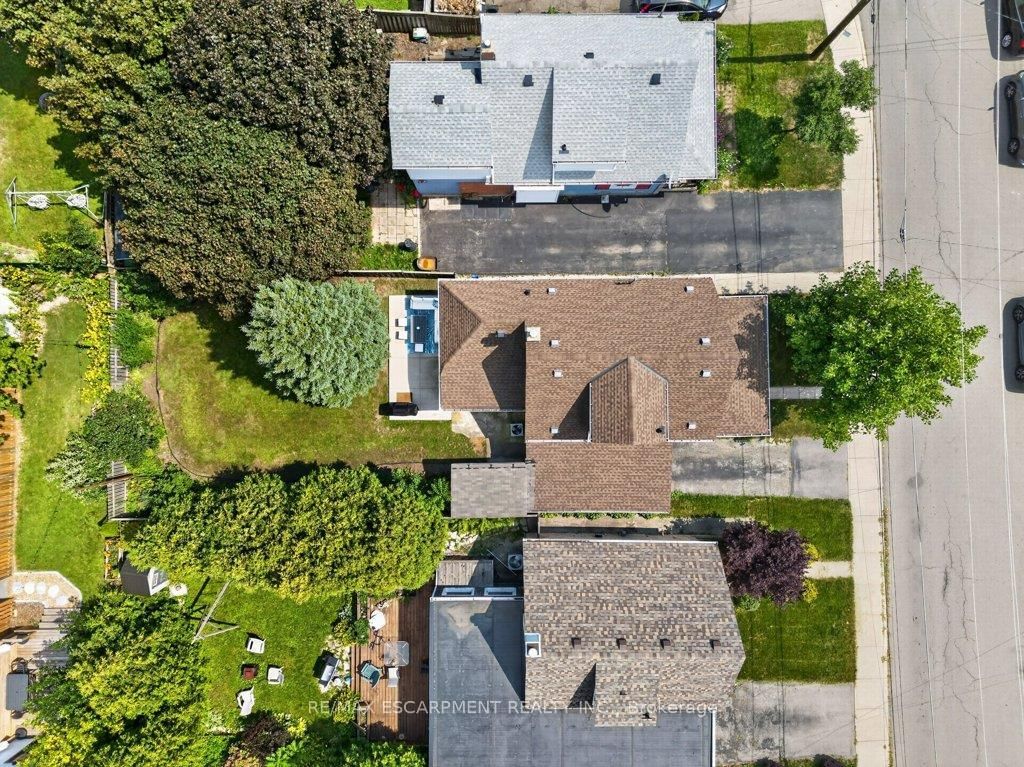 15 Crockett Street • Hamilton, ON photo 38