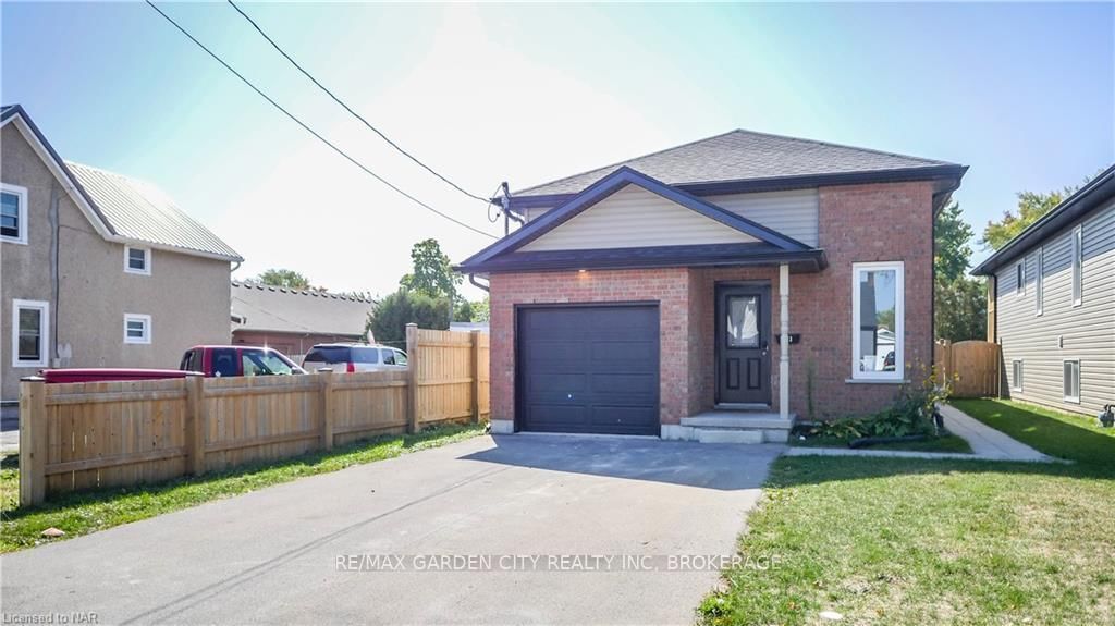 LOWER - 113 THOROLD Road, Welland 2