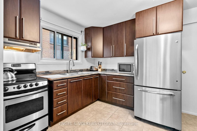 270 Beechwood Ave photo 5