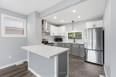 Detached House for lease at Main Floor-67 East 13th Street, Hamilton, Ontario, L9A 3Z4 - Inch Park - MLS: X13687140