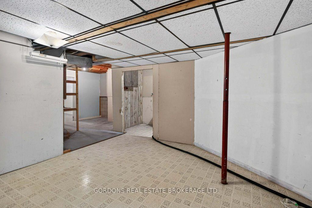 470 Kingsdale Avenue • Kingston, ON photo 40