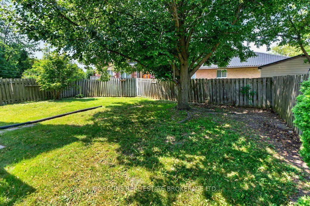 470 Kingsdale Avenue • Kingston, ON photo 9