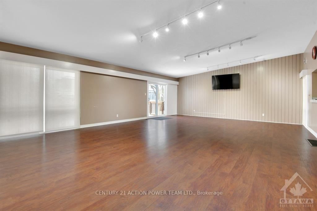 915 Elmsmere Road • #1006 • Ottawa, ON photo 36