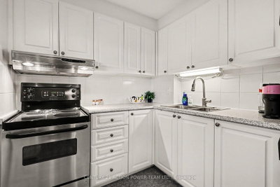 915 Elmsmere Road • #1006 • Ottawa, ON photo 5