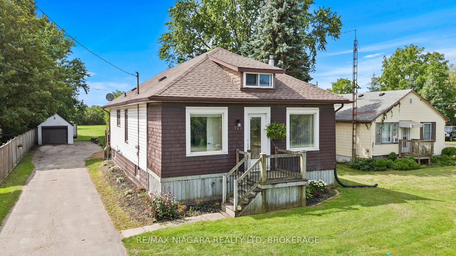 702 Main Street W • Port Colborne, ON photo 1