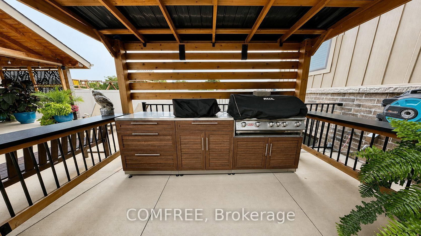 663 County 2 Road • Lakeshore, ON photo 39