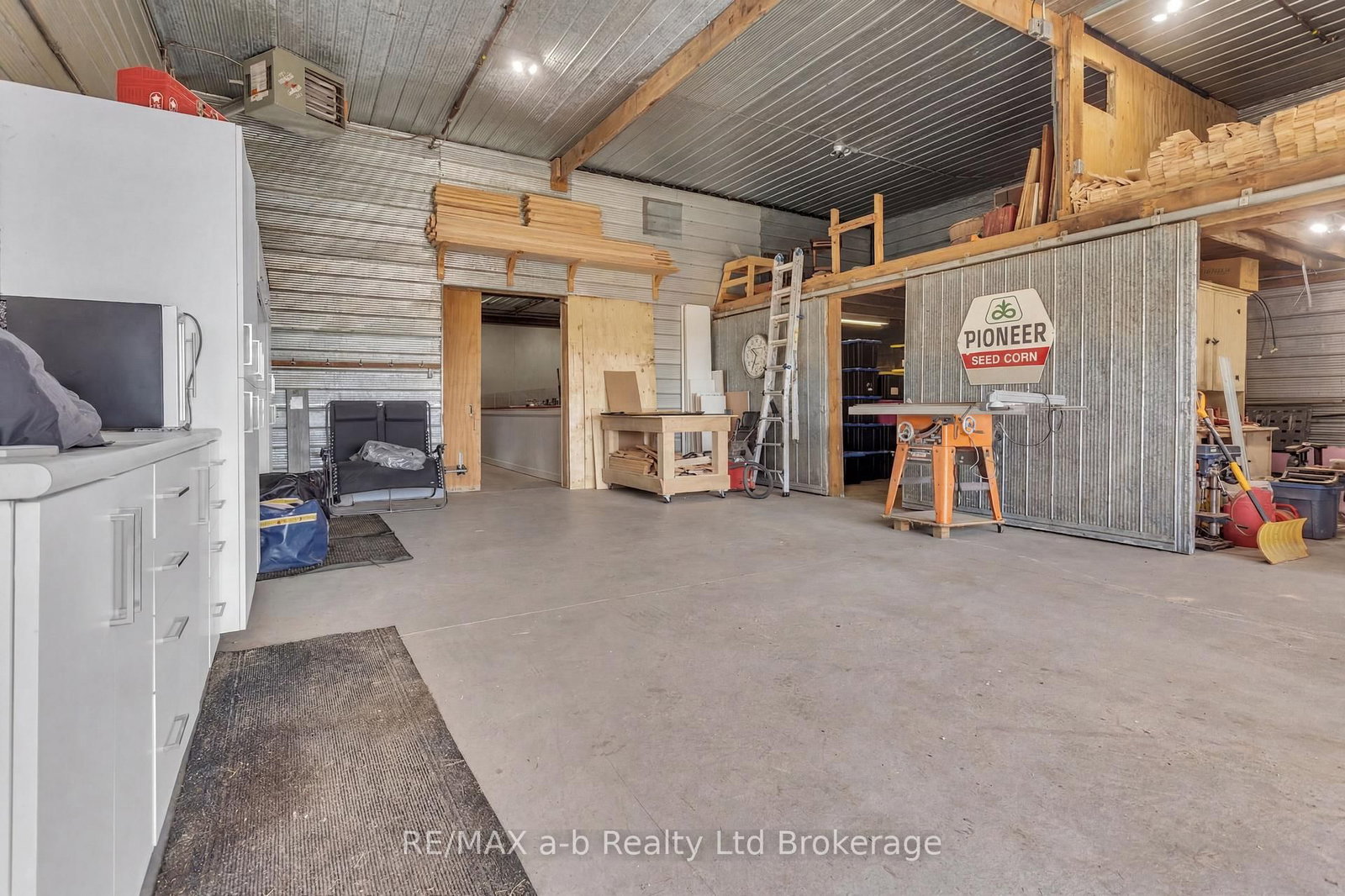 1813 Norfolk County 19 Road W • Norfolk, ON photo 12