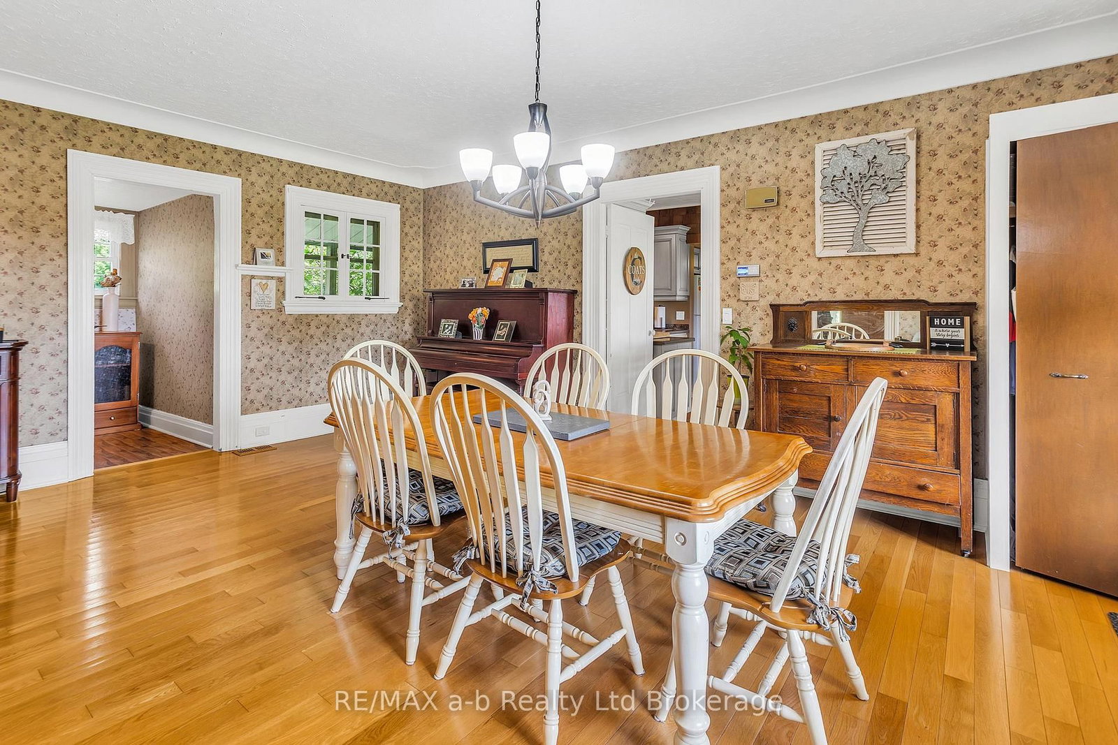 1813 Norfolk County 19 Road W • Norfolk, ON photo 30