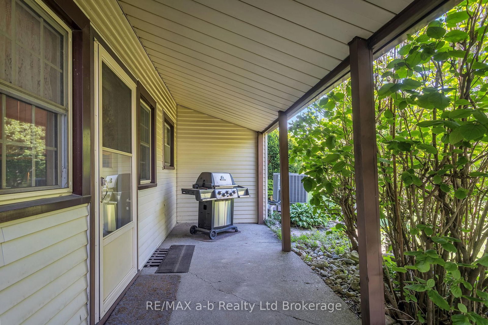 1813 Norfolk County 19 Road W • Norfolk, ON photo 39