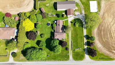 1813 Norfolk County 19 Road W • Norfolk, ON photo 4