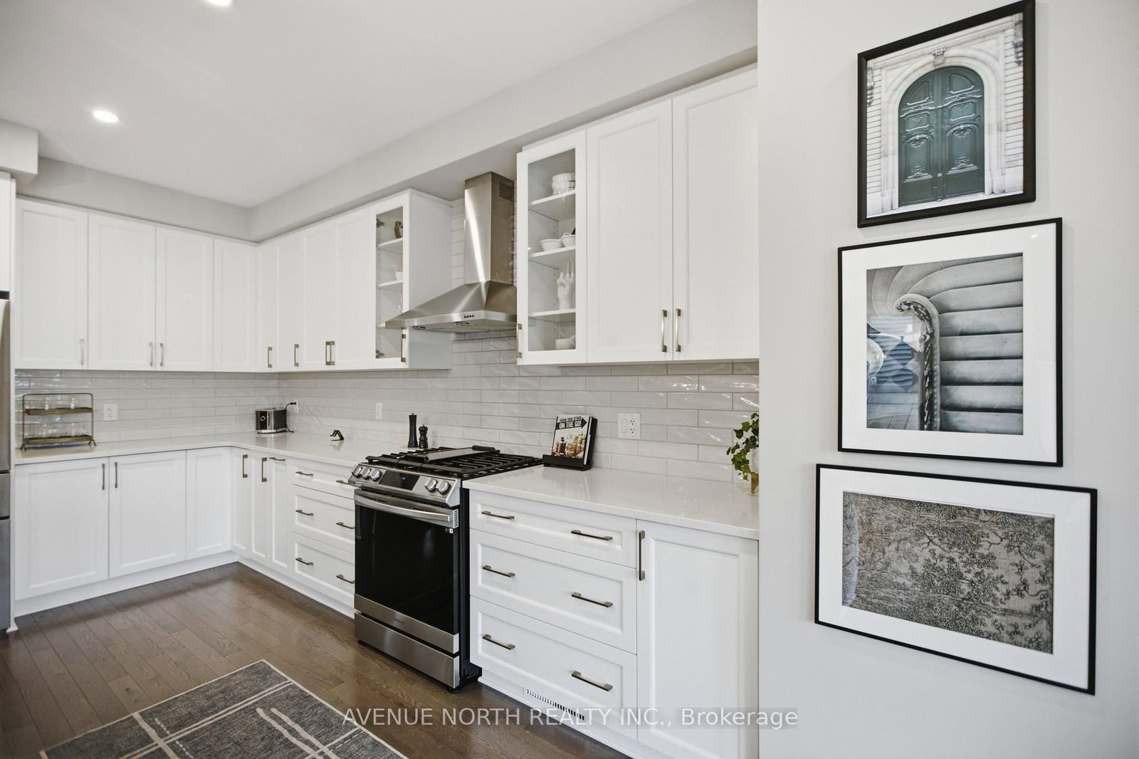 275 Trollius Way • Ottawa, ON photo 13