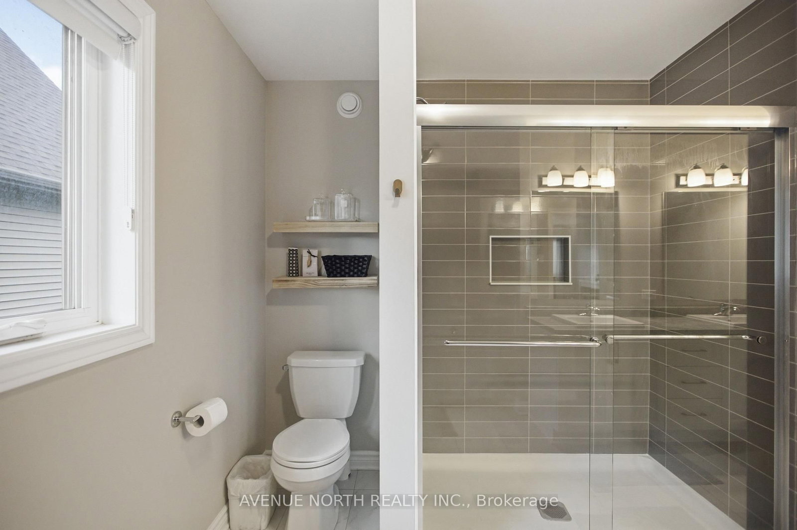 275 Trollius Way • Ottawa, ON photo 23