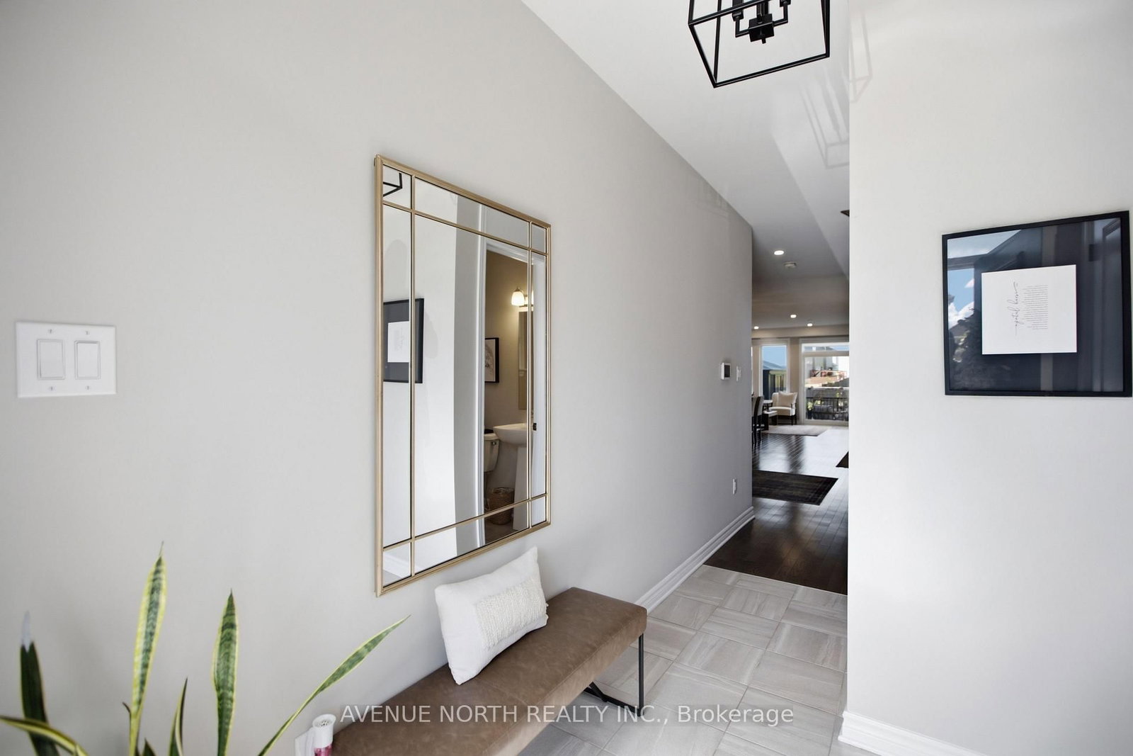 275 Trollius Way • Ottawa, ON photo 6