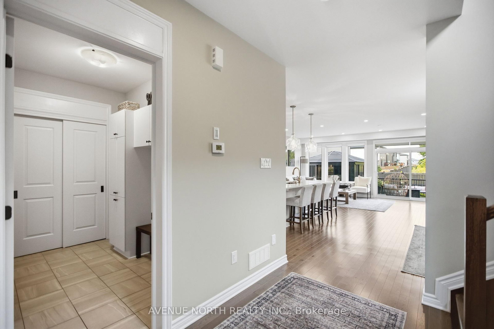 275 Trollius Way • Ottawa, ON photo 7