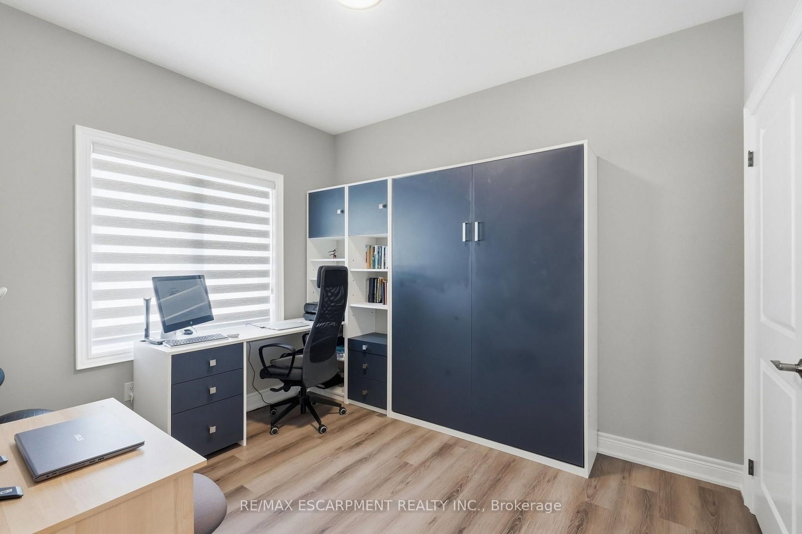 25 Sunrise Court • Fort Erie, ON photo 15