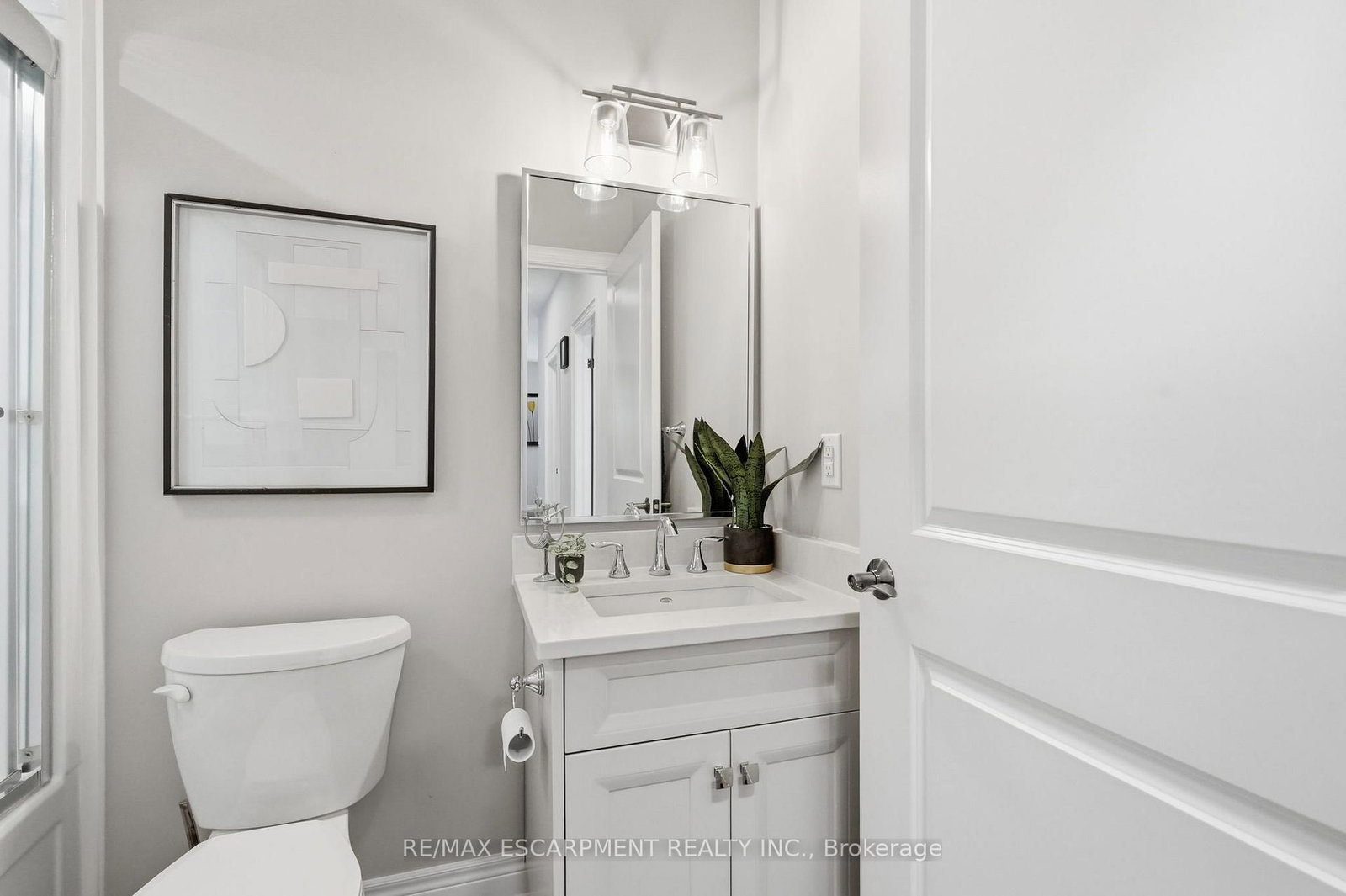 25 Sunrise Court • Fort Erie, ON photo 18