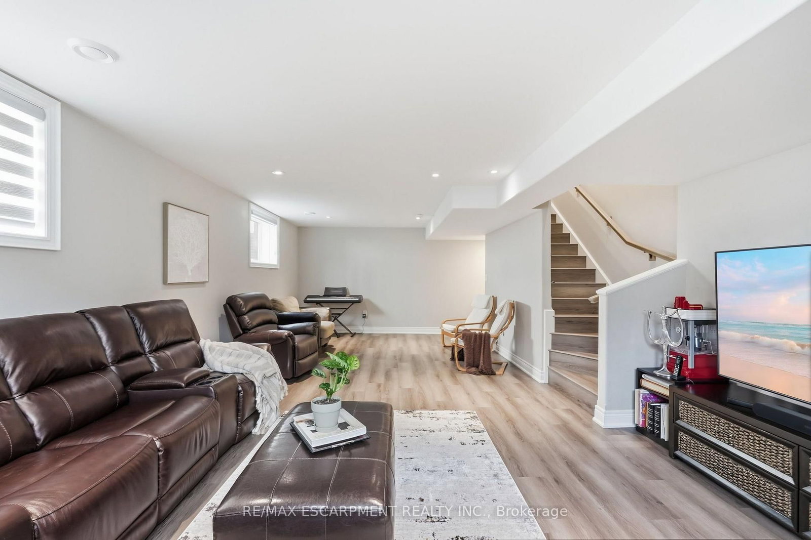25 Sunrise Court • Fort Erie, ON photo 20