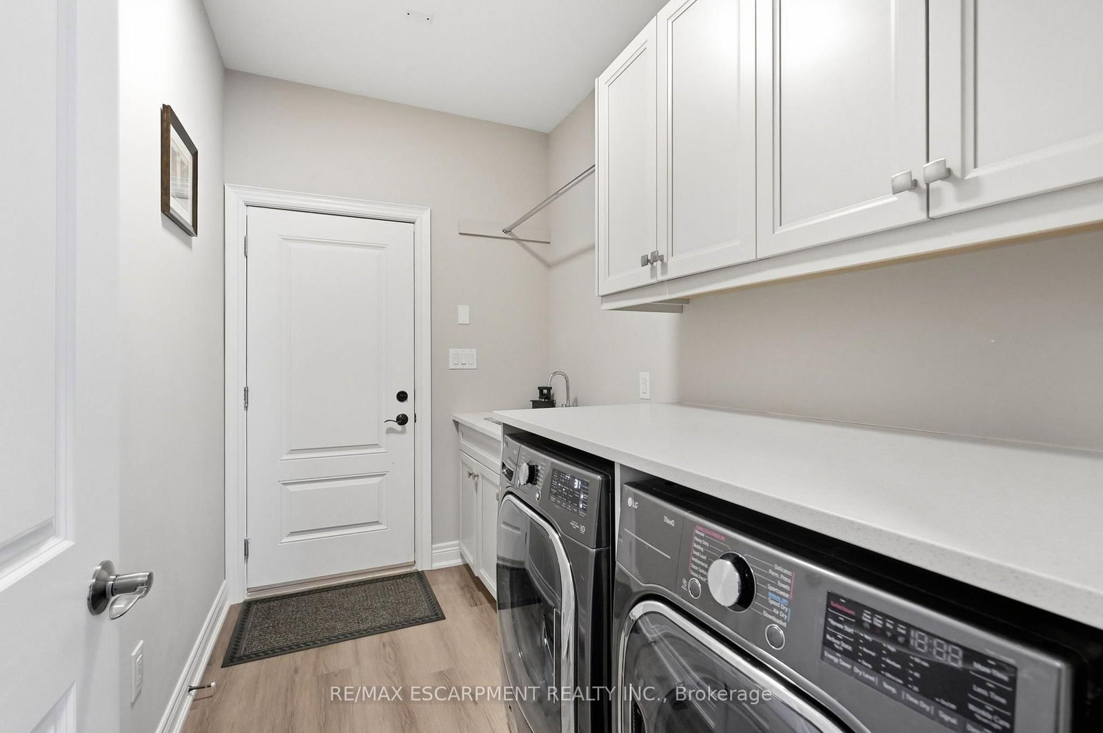 25 Sunrise Court • Fort Erie, ON photo 29