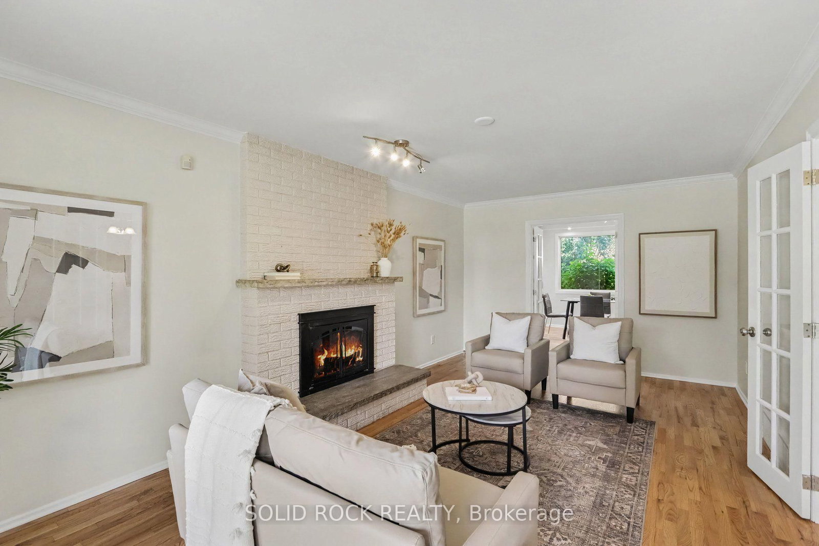 1599 Featherston Drive • Ottawa, ON photo 14