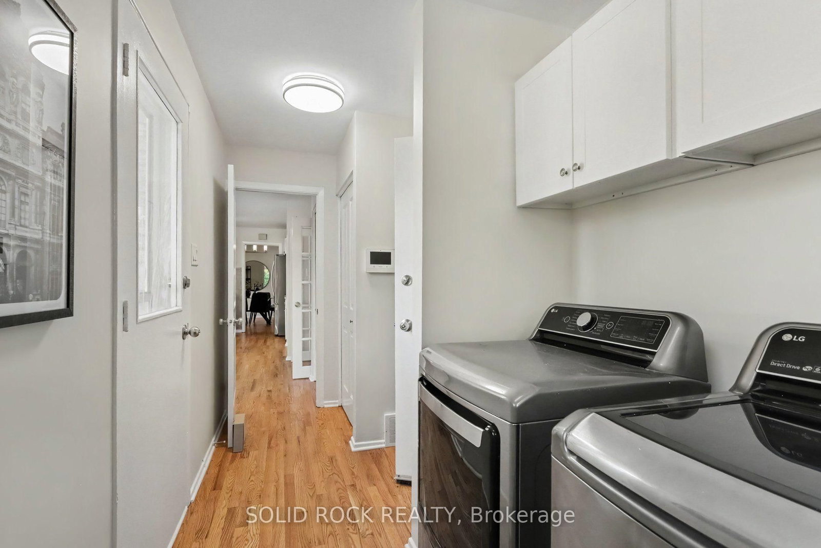 1599 Featherston Drive • Ottawa, ON photo 16