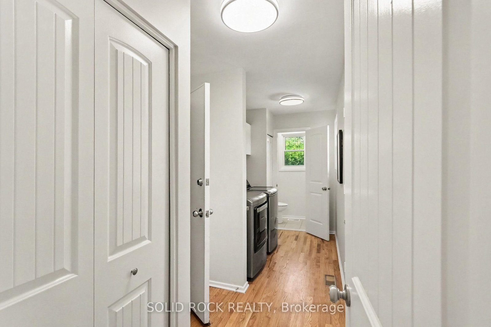 1599 Featherston Drive • Ottawa, ON photo 17