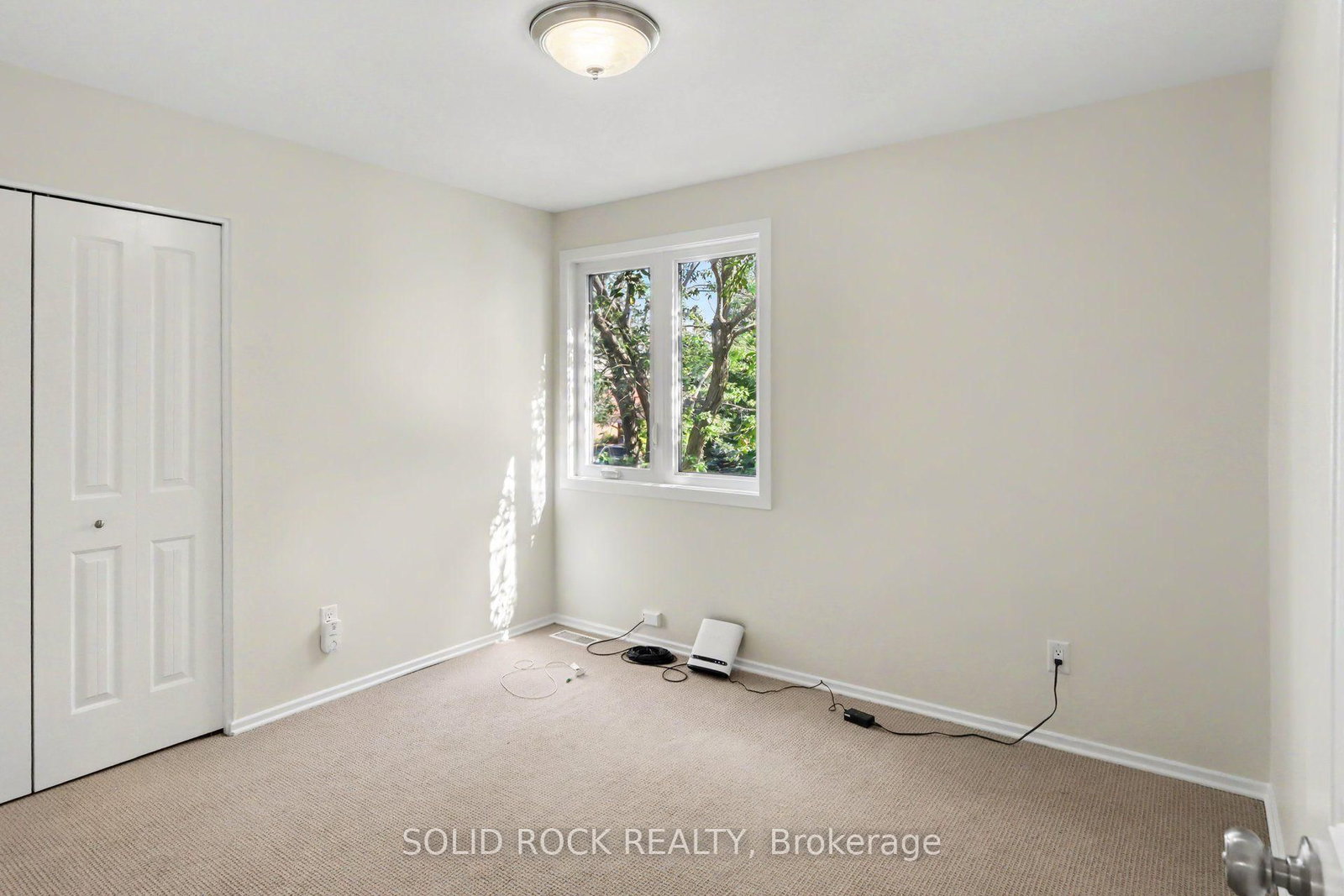 1599 Featherston Drive • Ottawa, ON photo 30