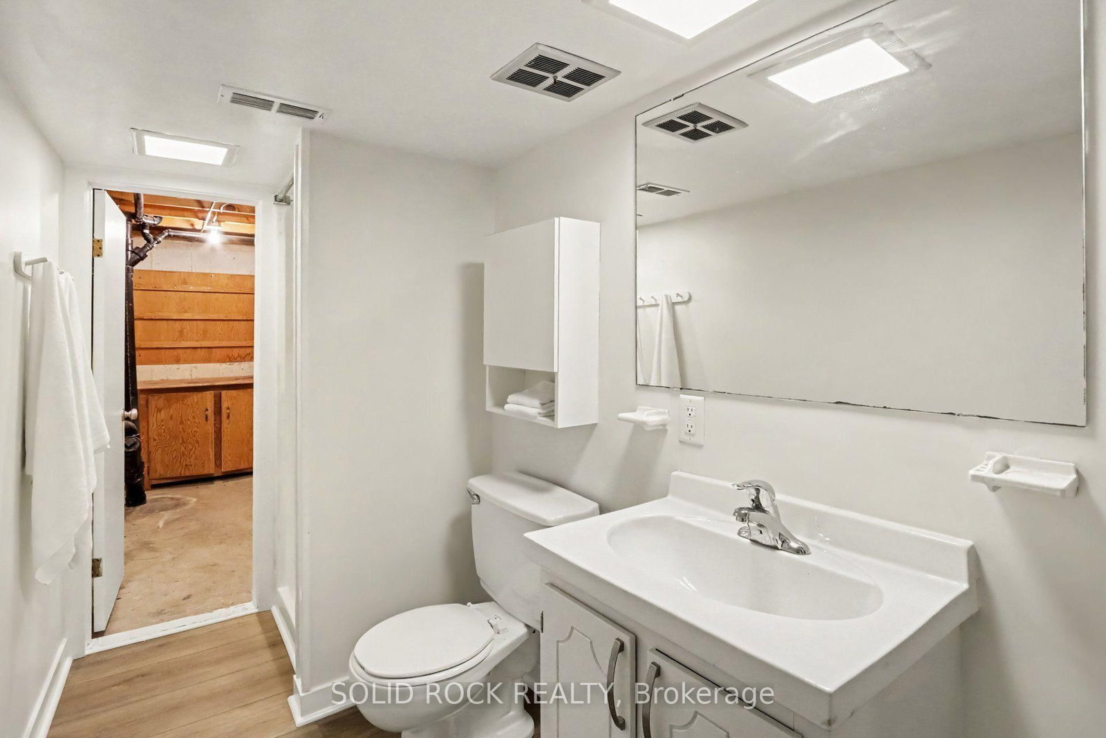 1599 Featherston Drive • Ottawa, ON photo 35