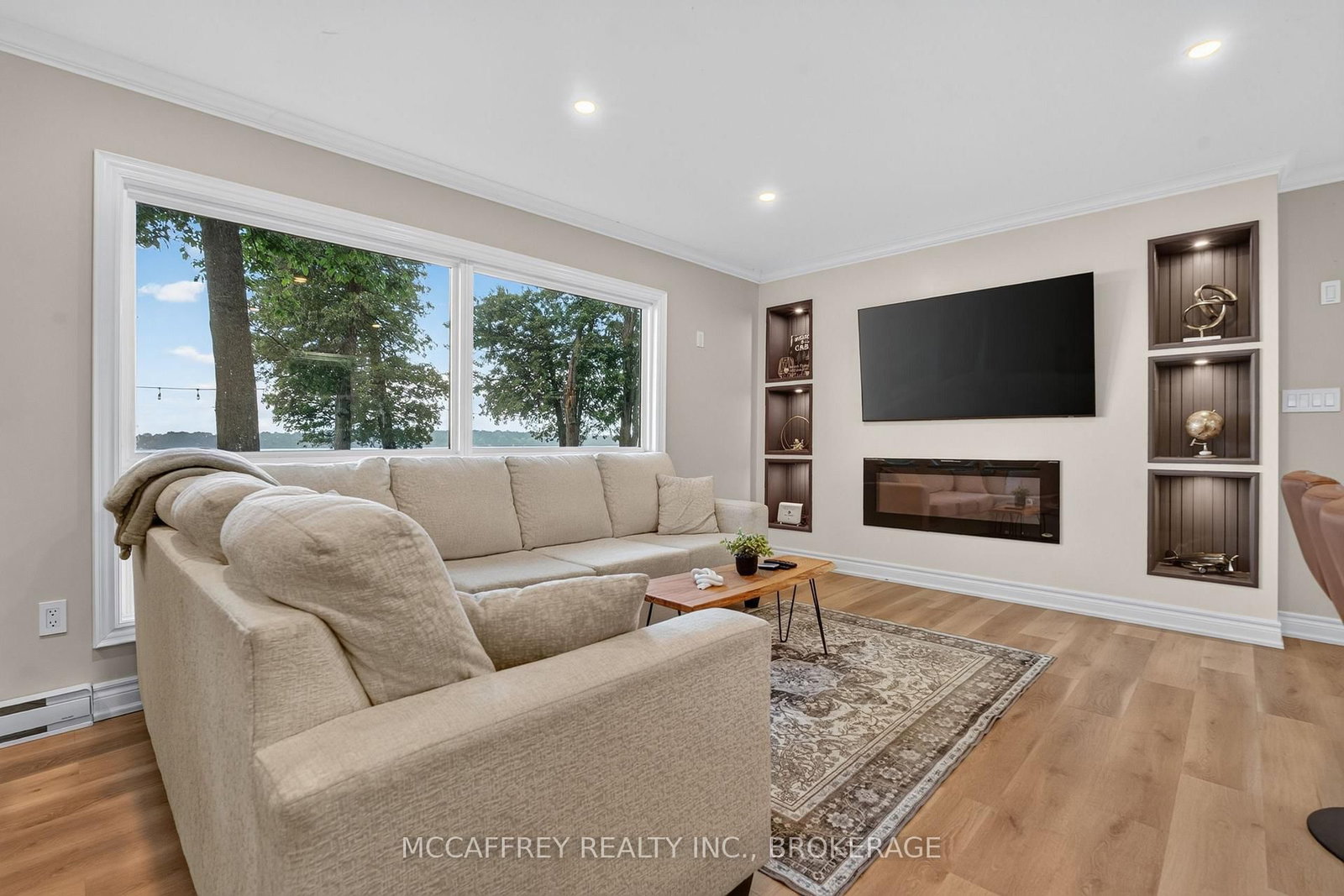 80 Trillium Lane • Napanee, ON photo 9