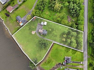 1178 Bay Road • Champlain, ON photo 2