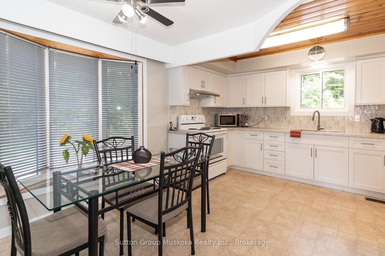 264 Savage Settlement Road • Perry, ON photo 12