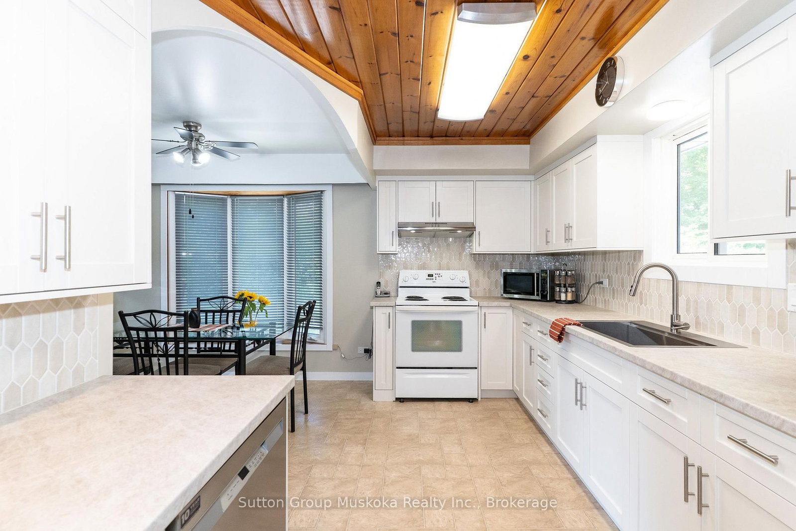 264 Savage Settlement Road • Perry, ON photo 9