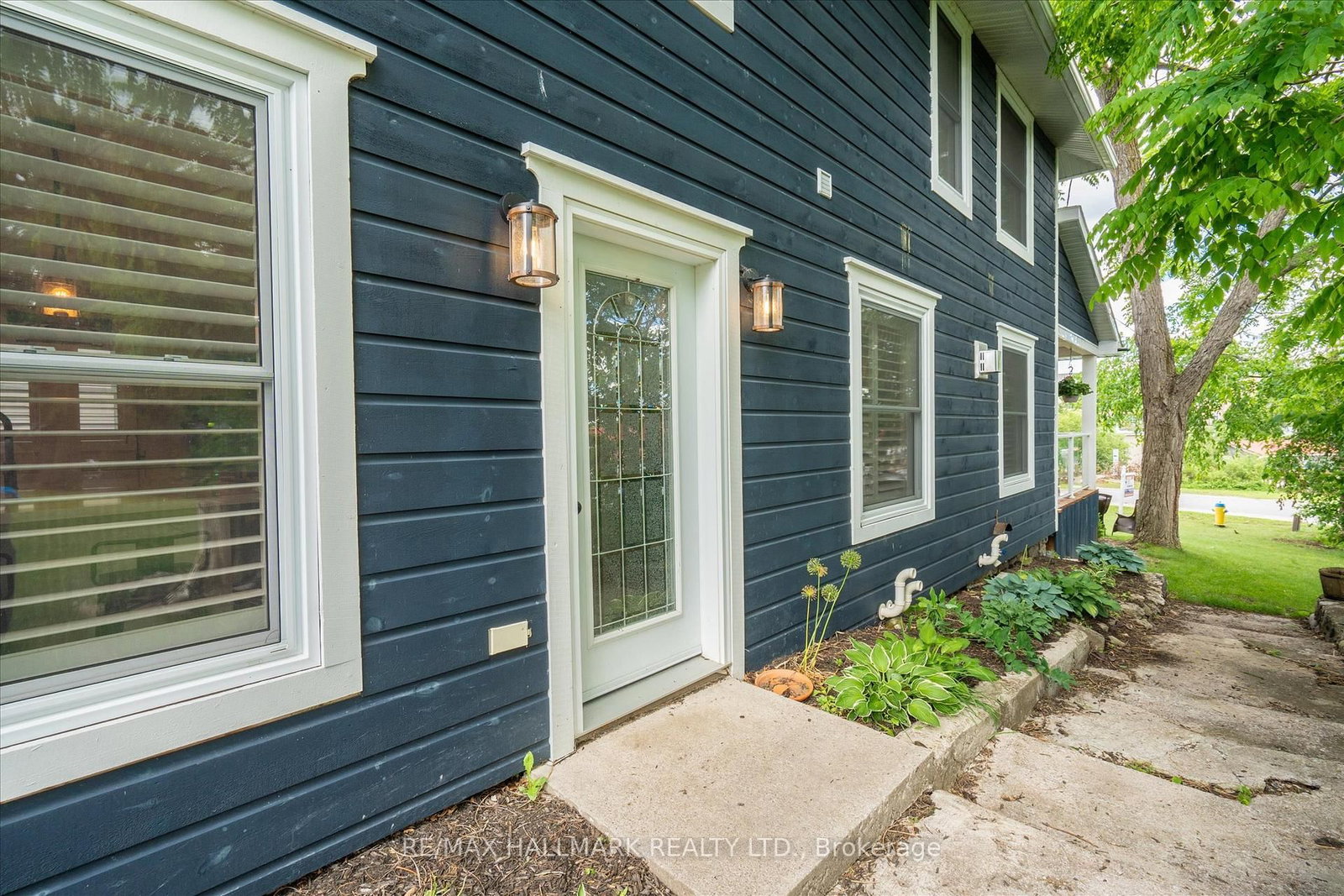 64 Front Street E • Kawartha Lakes, ON photo 29