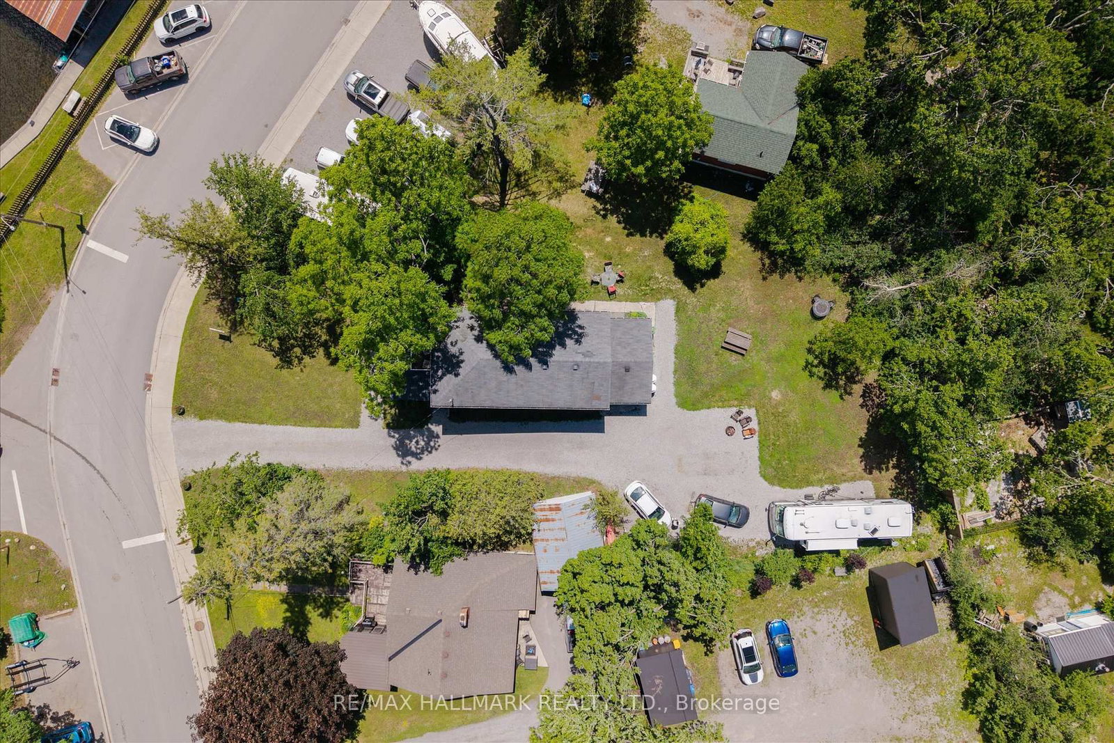 64 Front Street E • Kawartha Lakes, ON photo 38