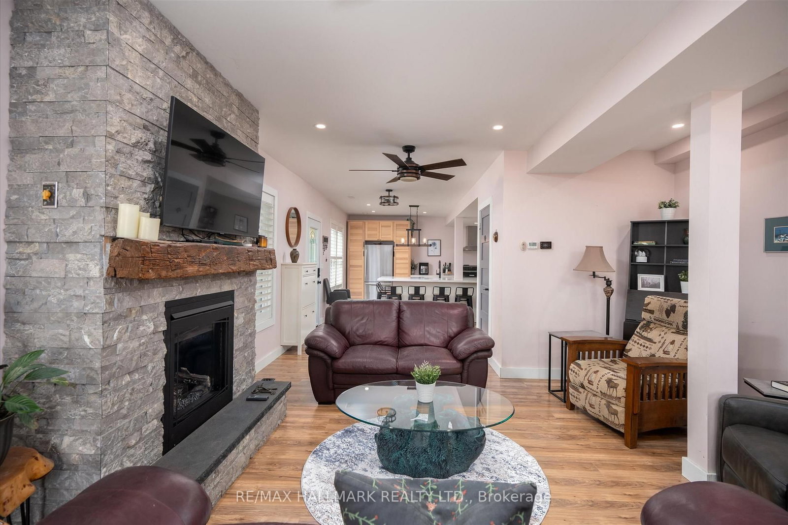 64 Front Street E • Kawartha Lakes, ON photo 9