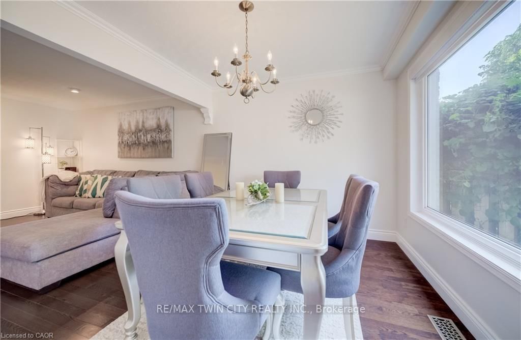 451 BURNETT Avenue • Cambridge, ON photo 11