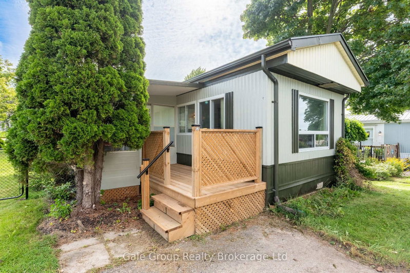 32 Pineview Ave Avenue